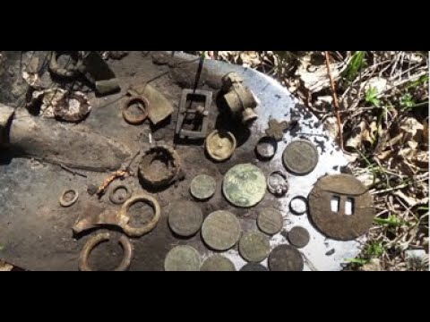 Видео: Нашли старинный фундамент. Давно я так не копал.
