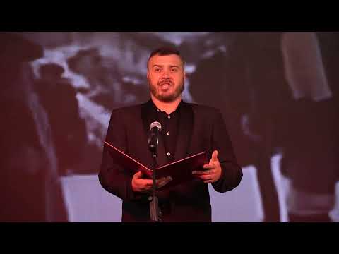 Видео: Тихомир Јакимовски (вокал), Андреј Наунов (пијано), Алекс Петковски (кавал) - „Кога падна на Пирина“