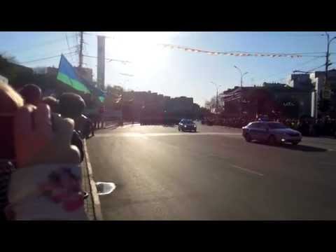 Видео: Десантники 9 мая РВВДКУ 2015 г.Рязань часть 1