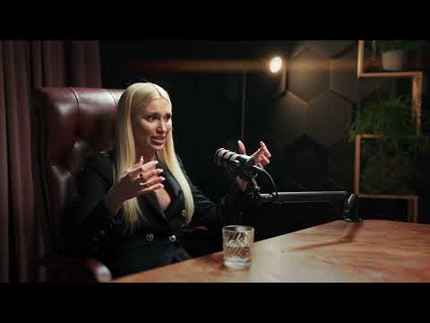 Видео: ТРЕШ В САЛОНАХ КРАСОТЫ | Катя Корюкова (проект "САМА")| Николетта Динтова (Антикризисное управление)