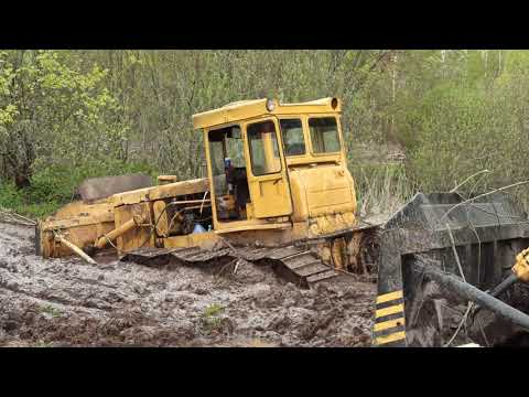 Видео: Бульдозер в деле - ЧТЗ  Т - 130  отвал с клыками