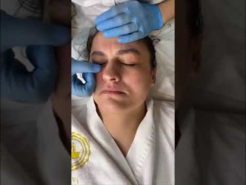 Видео: Техника массажа в методике Квиклифт