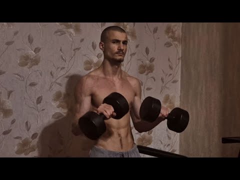 Видео: Быстрая тренировка бицепса с гантелями дома!