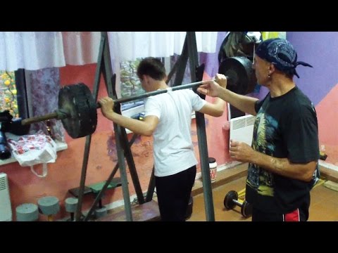Видео: Как тренировки со штангой влияют на рост человека