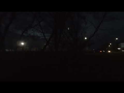 Видео: Пенза. Заводской район. Сквер машиностроителей. Парк Комсомольский. Вечер