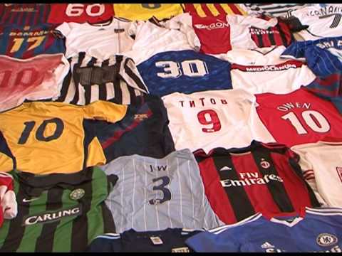 Видео: Коллекционер футболок спортклубов