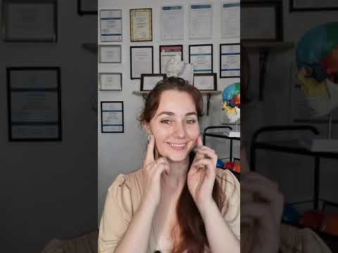 Видео: Учимся правильно "качать" скулы с помощью пробки от вина