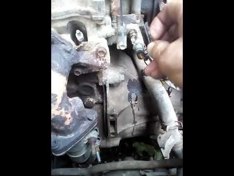 Видео: Замена температурного датчика на деу матиз