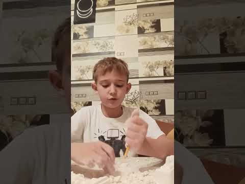 Видео: Докапываюсь нахожу изумрудный камень