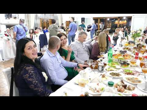 Видео: ГІРКО МОЛОДИМ || ЗАСТІЛЬНІ ПІСНІ || ГУРТ МАКСИМУМ || 08.02.2020