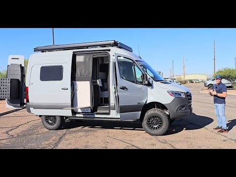 Видео: Обзор Winnebago REVEL Sport 44N + VanUp 2025 года! Mercedes-Benz Sprinter 2500 AWD 144 Chassis Ad...