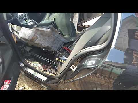 Видео: Шкода суперб нет освещение салона часть 1