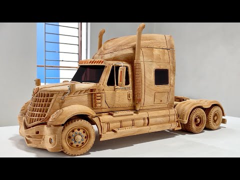 Видео: Резьба по дереву - International Lonestar (Truck) - Искусство деревообработки