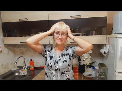 Видео: Живём в селе!И снова по больницам. Фарширую перец. Помидоры на зиму!