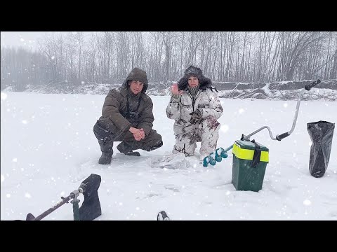 Видео: РЫБАЛКА С ПРИКЛЮЧЕНИЕМ 2-ГО ЯНВАРЯ 2024 ГОДА!