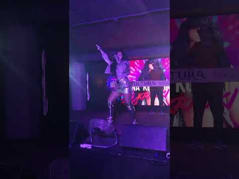 Видео: Зажигалочка Оксана Ковалевская Краски ❤️ ❤️❤️  Сегодня к маме я приехала домой" ❤️ ❤️ ❤️