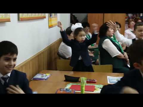 Видео: Ирина Геннадьевна Калашникова. Открытый урок по ИЗО "Композиция"