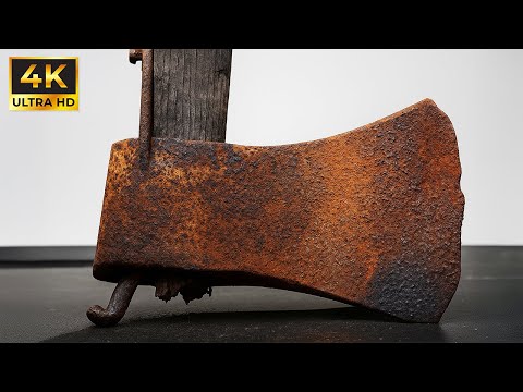 Видео: Простой способ восстановить остроту старинного топора всего за 5 минут