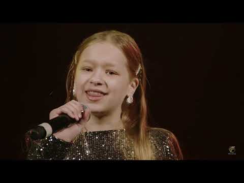 Видео: Мележ Алина- My Heart Will Go On (cover Celine Deon)