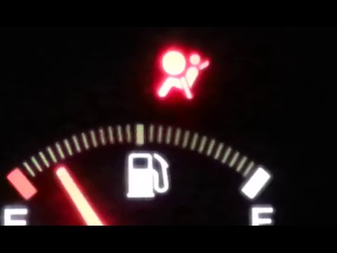Видео: Самостоятельное решение проблемы прерывистого свечения индикатора подушки безопасности/ремня безо...