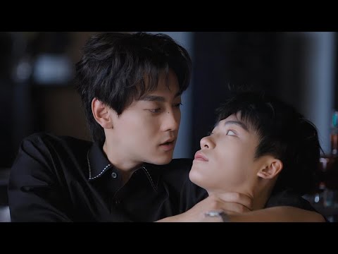 Видео: Душит, допрашивает о любви—наказание или предупреждение?🌟