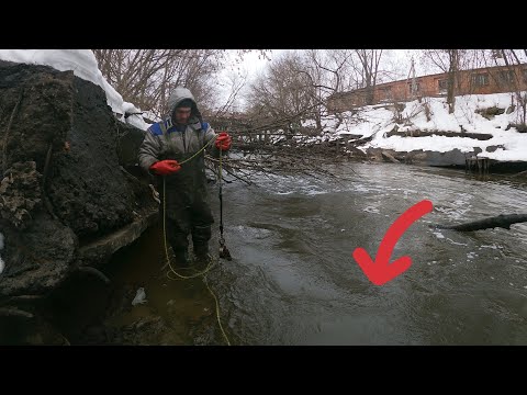 Видео: Заработали Денег на Поисковый Магнит из речки за три часа