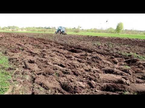 Видео: Вспашка целины, земля сельхоз назначения.