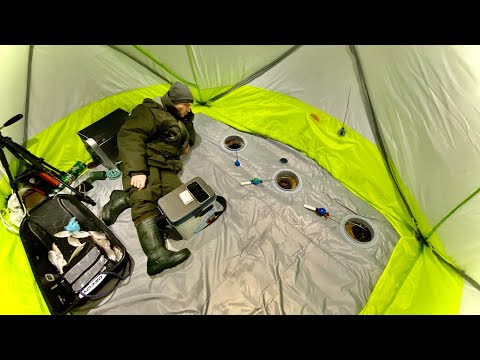 Видео: Ночная РЫБАЛКА на ПЛОТВУ🐟🐟🐟 в ПАЛАТКЕ🎪🎪🎪!!!