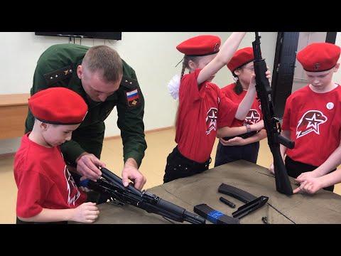 Видео: Посвящение в ЮНАРМЕЙЦЫ. Омская область.12.11.2021г.