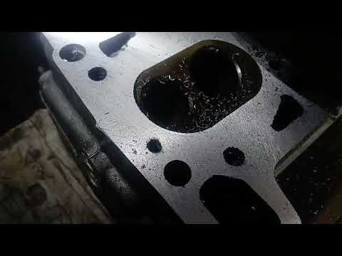 Видео: фрезеровка ГБЦ на самодельном фрезере!!!!Но есть проблемы)))))