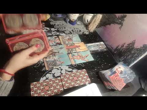 Видео: Таро-мини-разклад: Енергията на човека към вас сега, в този момент.