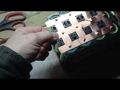 Видео: Сборка акб 12.8 в 90 ач lifepo4 с резьбами