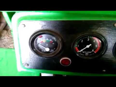 Видео: Вольтметр мототрактора показывает 14В, а АКБ не заряжается.