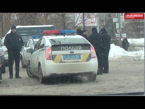 Видео: полицейские избили полицейского финал