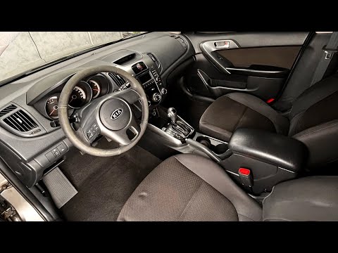 Видео: Химчистка салона на Kia Cerato.