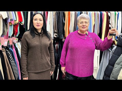Видео: "EVA FASHION" 🔥ЖЕНСКИЕ КУРТКИ ДО 70 р-ра ЖИЛЕТКИ КОСТЮМЫ ДВОЙКИ КАШЕМИРОВЫЕ КОФТЫ БРЮКИ Садовод