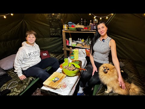 Видео: ВСЁ БРОСИЛИ и УЕХАЛИ СЕМЬЁЙ ЖИТЬ В ЛЕС на ОСТРОВ ЖИВЕМ В ПАЛАТКЕ ЛОВИМ РЫБУ, ГОТОВИМ НА КОСТРЕ ОТДЫХ