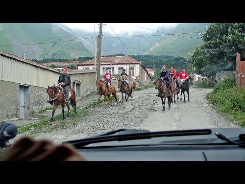 Видео: Граница с Грузией: мы в шоке!