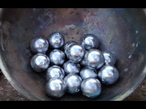 Видео: Отливка и зарядка пули "шар"