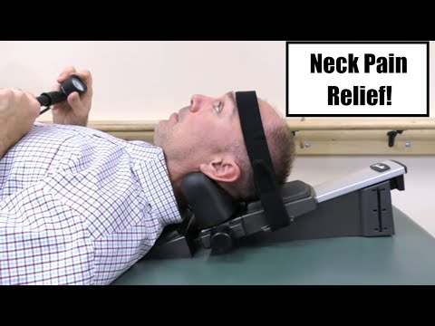 Видео: Home Traction For Neck - декомпрессия шеи в домашних условиях