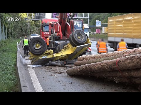 Видео: 21.07.2020 - VN24 - Лесовоз потерял прицеп на А1 - ДТП на автомагистрали
