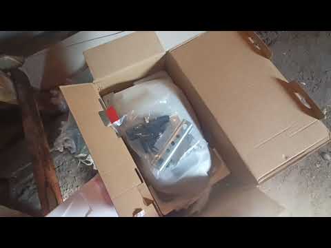 Видео: Монтаж электропривода для секционных ворот