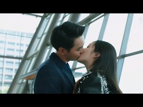 Видео: 💖Враги по парте стали парой💖Моя озорная соседка по парте💖