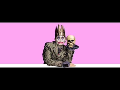 Видео: "Гамлет" Уильяма Шекспира / "Фантомы" Кирилла Серебренникова