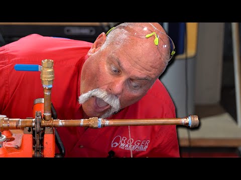 Видео: Не дайте себя обмануть этим сантехническим трюком