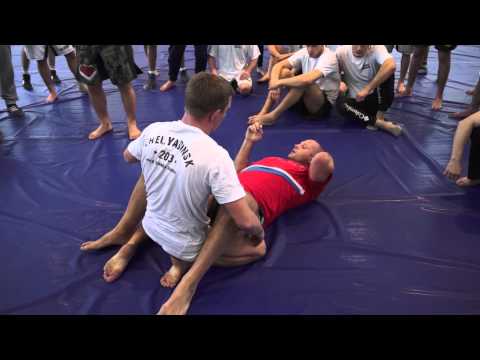 Видео: Болевой прием от Федора Емельяненко. Семинар в Челябинске