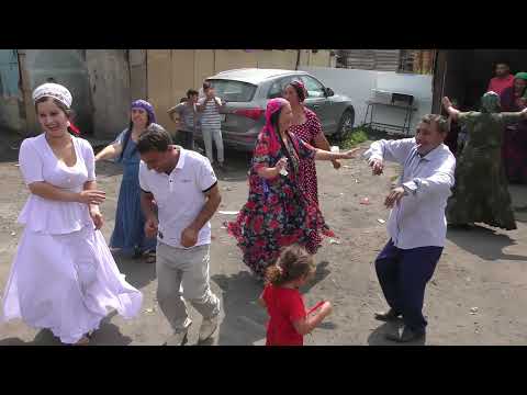Видео: 9 7 2020 3 цыганская свадьба