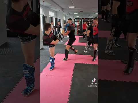 Видео: Петък ден за спаринги в TERES Gym & Fight Club 🥊#ЕлаВКлуба #СтаниЕдинОтНас