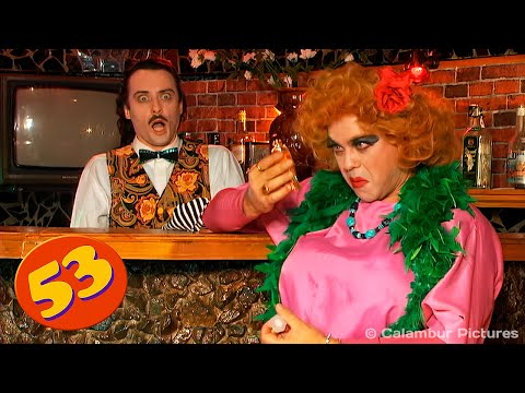 Видео: #КАЛАМБУР • 53 серия / Авария, особые духи и оглупляющий газ