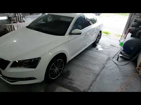 Видео: SKODA SUPERB  - Завершение ремонта.  Покраска переднего бампера, полировка и сборка авто.